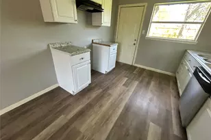 9317 Cathedral Dr, Houston, TX 77051 - Photo 10