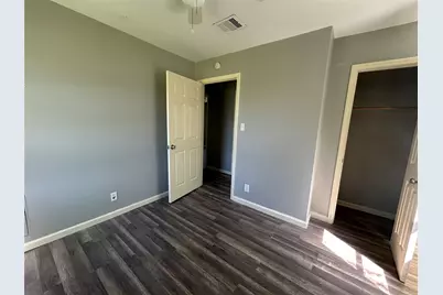 9317 Cathedral Drive, Houston, TX 77051 - Photo 8