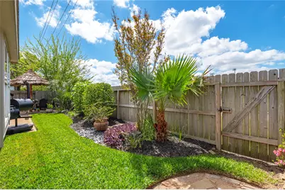 2217 Daroca Drive, League City, TX 77573 - Photo 32