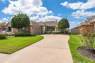 2217 Daroca Dr, League City, TX 77573 - Photo 2