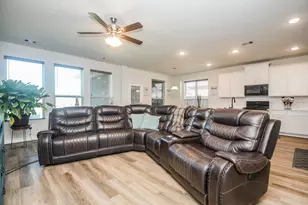 1507 Homewood Point Ln, Rosharon, TX 77583 - Photo 8