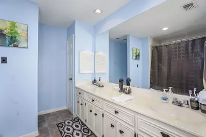 10763 Sandpiper Drive, Houston, TX 77096 - Photo 6