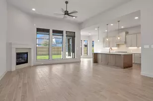 4527 Heather Crossing Rd, Fulshear, TX 77441 - Photo 2