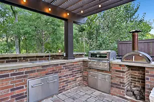 650 Oak Dr, Friendswood, TX 77546 - Photo 44