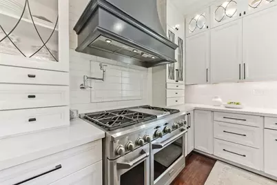 650 Oak Drive, Friendswood, TX 77546 - Photo 14