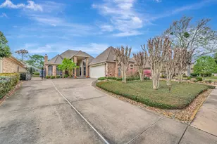 2019 Spring Field Rd, Houston, TX 77062 - Photo 1