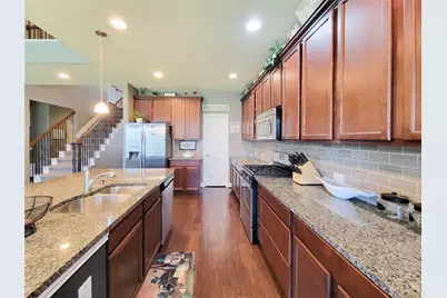 1904 Emerald Breeze Court, Pearland, TX 77089 - Photo 20