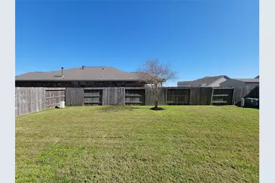 1904 Emerald Breeze Court, Pearland, TX 77089 - Photo 44
