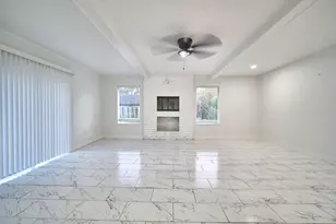 5815 Hornwood Dr, Houston, TX 77081 - Photo 6