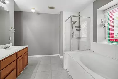 526 Oak Briar Drive, Kemah, TX 77565 - Photo 14