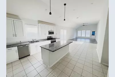 559 Long Beach Bay Dr, Katy, TX 77493 - Photo 10