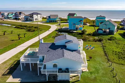 920 Copacabana Drive, Port Bolivar, TX 77650 - Photo 2