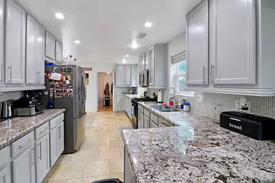 5951 Yarwell Drive, Houston, TX 77096 - Photo 10