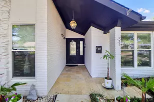 5951 Yarwell Dr, Houston, TX 77096 - Photo 2