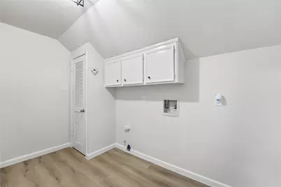 1907 Tangle Lake Drive, Kingwood, TX 77339 - Photo 16