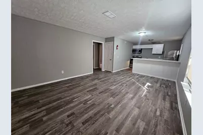 3633 N Macgregor Way #13, Houston, TX 77004 - Photo 2