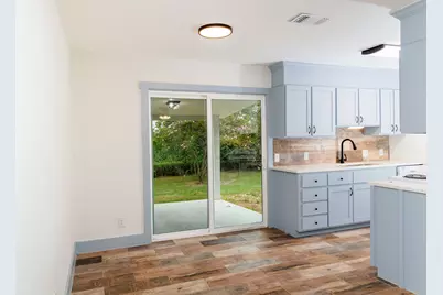 811 Matchett #B, Brenham, TX 77833 - Photo 2