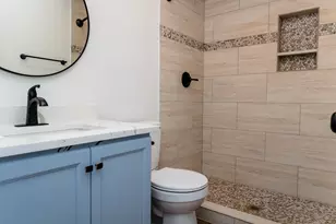 811 Matchett, Brenham, TX 77833 - Photo 4