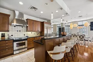 914 Main St, Houston, TX 77002 - Photo 14