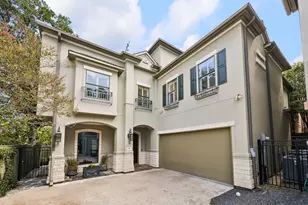 24 Hackberry Ln, Houston, TX 77027 - Photo 1