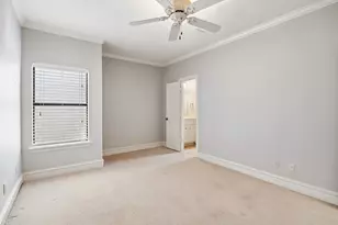 24 Hackberry Ln, Houston, TX 77027 - Photo 12