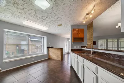 319 Richvale Lane, Houston, TX 77598 - Photo 18