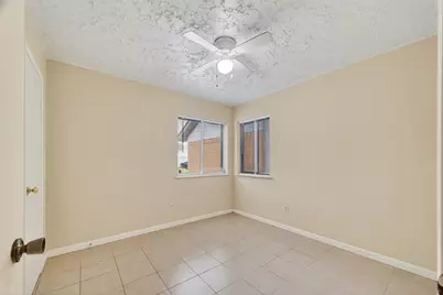 319 Richvale Lane, Houston, TX 77598 - Photo 34