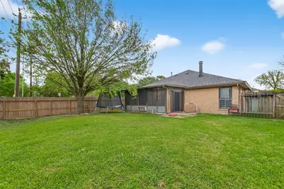 319 Richvale Lane, Houston, TX 77598 - Photo 40