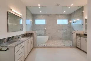 6525 Rolla St, Houston, TX 77055 - Photo 32