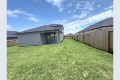 1506 Splashing Wave Dr, Iowa Colony, TX 77583 - Photo 12