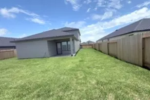 1506 Splashing Wave Dr, Iowa Colony, TX 77583 - Photo 12