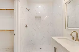 8923 De Priest St, Houston, TX 77088 - Photo 22