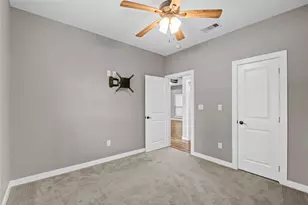 410 Winding Way St, Lake Jackson, TX 77566 - Photo 28