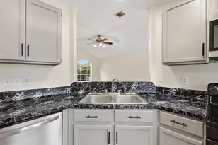 6006 Ricker Park Cir, Katy, TX 77449 - Photo 10