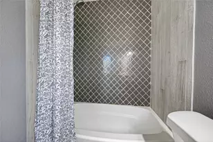 9638 Ravensworth Dr, Houston, TX 77031 - Photo 34