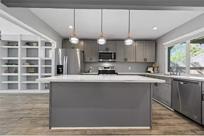 9638 Ravensworth Drive, Houston, TX 77031 - Photo 16