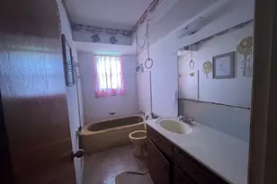 1209 W 2nd St, Hearne, TX 77859 - Photo 10