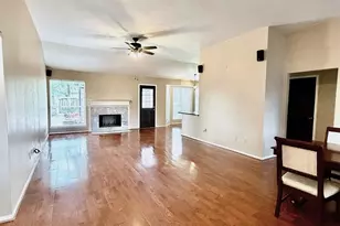 9919 Glenkirk Dr, Houston, TX 77089 - Photo 2