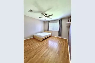 9919 Glenkirk Drive, Houston, TX 77089 - Photo 8