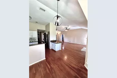 9919 Glenkirk Drive, Houston, TX 77089 - Photo 4