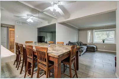 11609 Chimney Rock Apt Road #B, Houston, TX 77035 - Photo 12