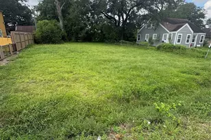 1040 Goliad St, Beaumont, TX 77701 - Photo 1