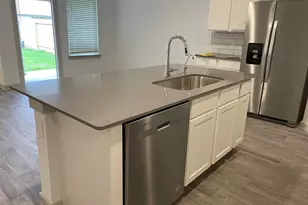 7719 Golden Rubia, Rosharon, TX 77583 - Photo 2