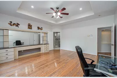 10202 Brighton Lane, Houston, TX 77031 - Photo 14