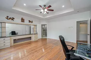 10202 Brighton Ln, Houston, TX 77031 - Photo 14