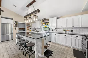 200 Chris Ln, Shepherd, TX 77371 - Photo 2
