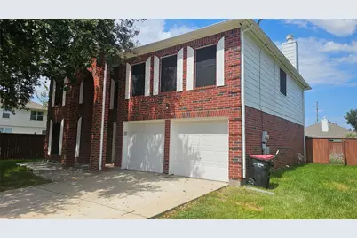 16150 Taloncrest Drive, Houston, TX 77083 - Photo 2