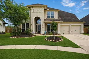 1813 Emerald Trace Ln, Pearland, TX 77584 - Photo 1