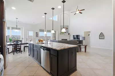 1813 Emerald Trace Lane, Pearland, TX 77584 - Photo 16