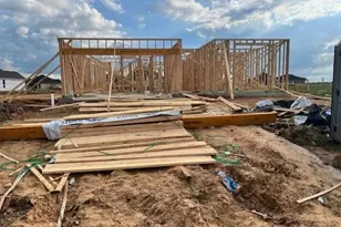 2025 Still Water Ln, Katy, TX 77493 - Photo 8